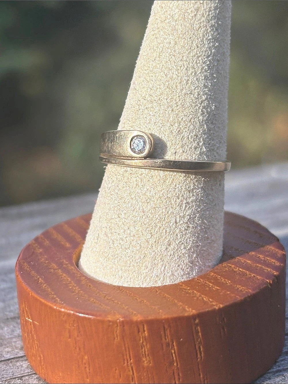 Vintage 10K Gold Diamond Solitaire Ring